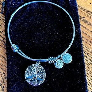 NWOTLove This Life Adjustable 3Charms Brac. 2tone TreeOfLife& Diamondlike circle
